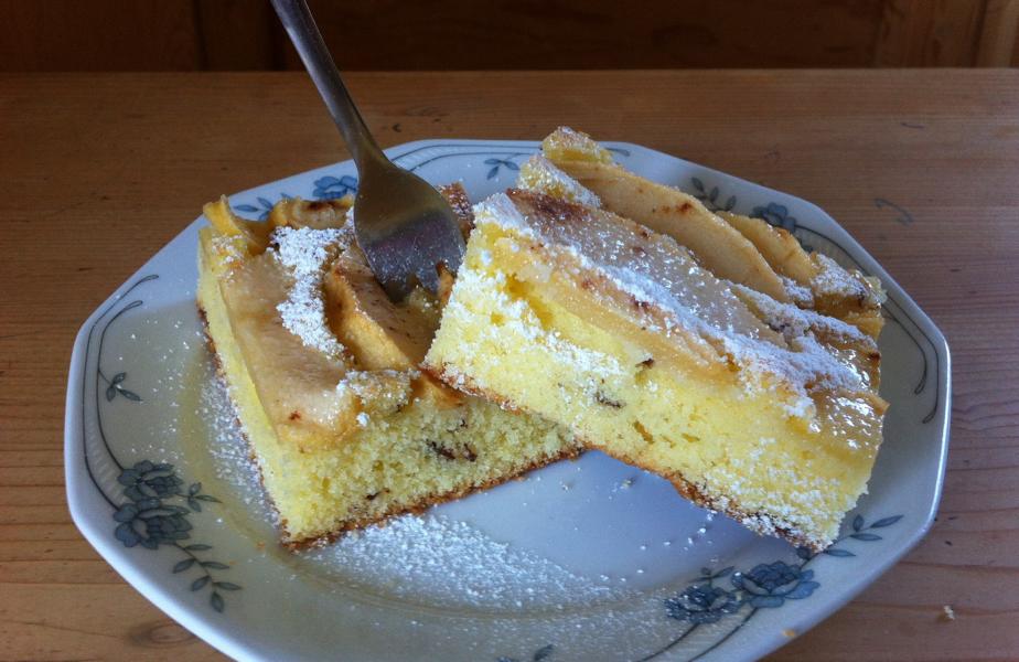 Verpackter Kuchen? Selbst backen schmeckt viel besser und geht ganz schnell #ZeroWasteKuchen  (c) www.einfachzerowasteleben.de