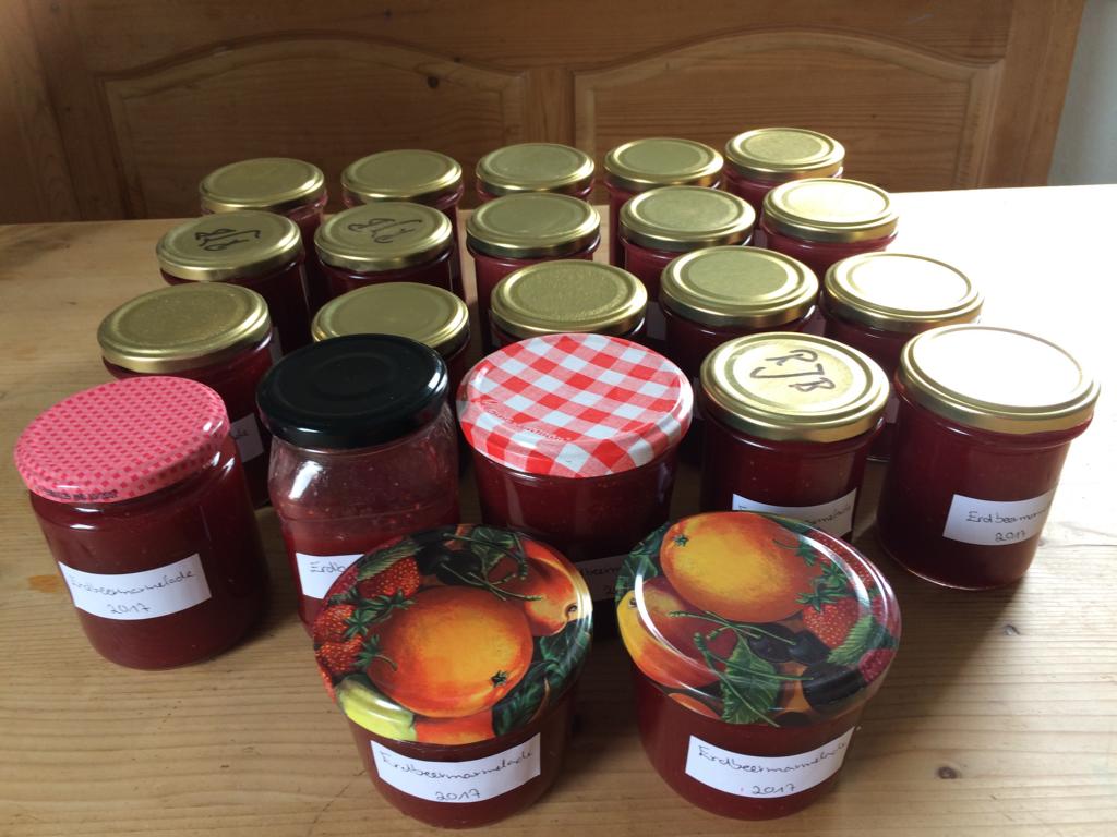 #Regional und #Saisonal: #Erdbeeren Marmeladefür das ganze Jahr. #ZeroWaste #Selbstversorger © www.einfachzerowasteleben.de 